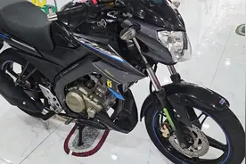 雅马哈150摩托，售价8580，皮实耐用，油耗2.1，满油能跑600公里视频封面
