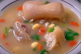 炖猪蹄一定要记住3放2不放的诀窍，这样炖出来才能软烂入味视频封面