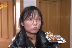 男租客上厕所不关门 女室友想退租视频封面