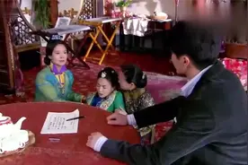 妻子签离婚协议晕倒，丈夫让她别装死，谁知她怀孕了视频封面