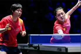 3-0！蒯曼打败大藤沙月，晋级决赛，干得漂亮！邱贻可是场外指导