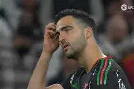 梅里诺的跑动距离几乎是姆巴佩，客串中锋独造3球淘汰皇马tt