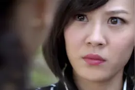 女儿将富豪妈妈的财产卷走，道出实情：亲子鉴定被我换了视频封面