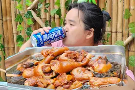 20一斤猪尾巴，卤上一大盘，一嗦一根软烂入味，冰啤酒喝起来视频封面