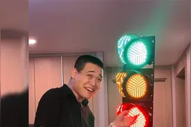 盘点粉丝送的奇葩礼物，万万没有想到啊，广大网友什么都送的出来视频封面