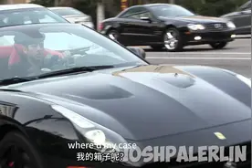 带一箱钱街头诚信测验 #国外街头  #恶搞  #街头测试  #诚信测试视频封面