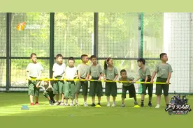 “少年突击队”第1期第8天：挑战障碍跑，谁是真正的小勇士？视频封面