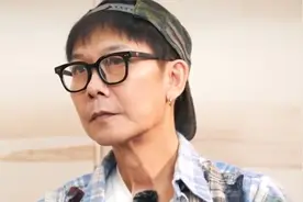 61岁钱小豪一天只吃一餐，暴瘦近40斤被指患癌，本人回应视频封面