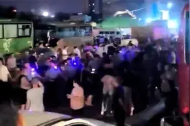 长沙发生一起机动车撞人案件，已致8死5伤，55岁嫌犯已被警方控制视频封面