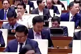 越南670亿建高铁招标，必须无偿转让技术，最后中标国家出乎意料视频封面