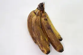 烂香蕉千万不要扔了，这个作用一年省下好几百，早知早受益