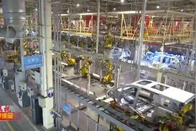 武汉经开区加快建设智能网联汽车产业体系视频封面