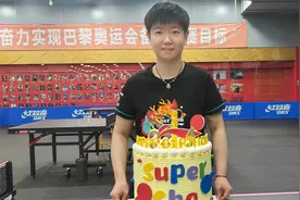 天道酬勤！孙颖莎24岁生日加班训练，邱贻可陪同，师徒认真备战