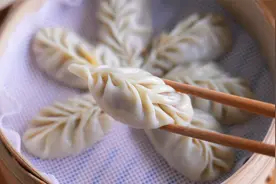 今天调了一个百搭肉馅，可以蒸包子饺子，做预备早餐好吃又方便视频封面