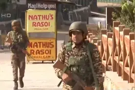 印巴连续第四晚交火，巴防长警告：印度攻击或引发全面战争