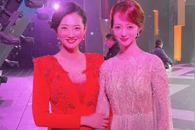 前央视主持人李蜜离职，目前处于失业状态，人在美国定居引争议视频封面