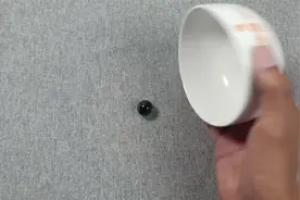 揭秘：隔空传物的三仙归洞魔术，透明碗+慢动作，手法快也能看