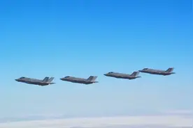 美国强化核威慑战略 F-35A战机获准携带战术核弹视频封面