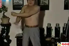 空盆来蛇、死蛇复活，“大师”王林：我这是用意念，在高山上抓蛇