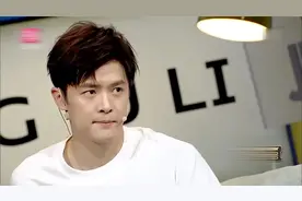 幸福溢满！付辛博现场晒全家福，颖儿小鸟依人太幸福