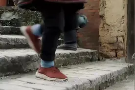 按摩足疗女到底能不能追求呢 为啥按摩女对你那么好呢视频封面