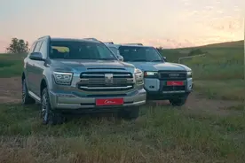 丰田普拉多VS坦克500在非铺装路面测试，南非车评人：丰田危险了