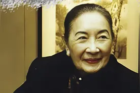 宋美龄晚年真实影像：曾回到台湾，看到蒋介石遗物后却瞬间破防视频封面