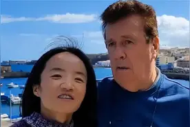 中国女孩远嫁70岁英国老头，定居西班牙小岛，幸福生活让人羡慕视频封面