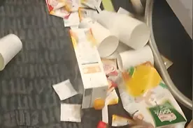 乘客称从上海飞呼和浩特经历空中颠簸，航司和机场称未接到反馈视频封面