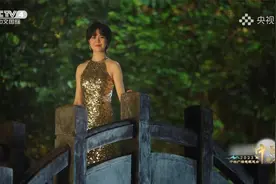 郁可唯、井柏然《不染》，时光飞逝，唯有坚持才会少些遗憾