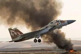 以色列同时轰炸三国，打击伊朗已箭在弦上，中方提出四个“必须”视频封面