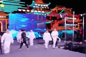 木森大舞台结尾，徒弟们迟到，木森怒其不争视频封面