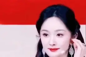 杨幂、刘诗诗收手吧！电影被撤档、时刻伸脖子，求放过龚俊、肖战视频封面