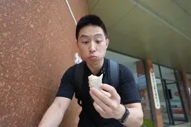 杭州千岛湖鲜活大头鱼，浓汤剁椒一次满足！视频封面