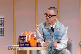 天赐：唐艺不愧是3000万粉丝的音乐博主，当场霸气回应梁源的争议