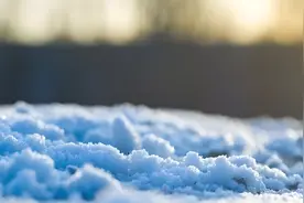 雨→暴雪！明天起郑州可能连下6天，局地积雪深度或达20cm视频封面