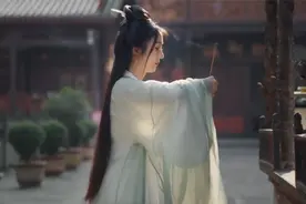 据说晋代女道士魏华存，她创立茅山上清派，历史祖师宗师姓名年纪
