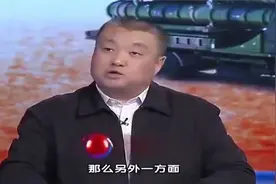 我国新型轰炸机服役，挂载霹雳导弹，让人胆战心惊视频封面