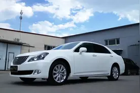 丰田13代皇冠：27万公里全车翻新效果欣赏！视频封面