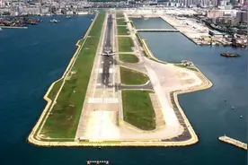 香港启德机场，为啥让飞行员闻风丧胆？视频封面
