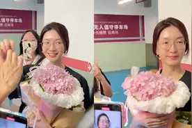 江疏影全素颜现身机场，双眼无神成眯缝眼，憔悴显老让人认不出视频封面