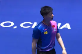 大逆转！马龙连扳四局4-3林高远 第三次夺得世界杯男单冠军