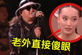 《歌手》杭盖乐队蒙语炸场！老外直接傻眼，来自中华民族血脉压制