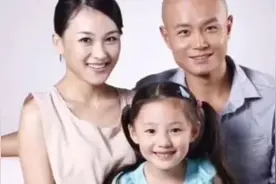 陶红因病去世，为其遗愿前夫乐嘉携女去拉萨，父女抱头痛哭惹人怜视频封面