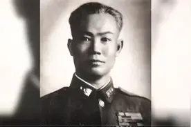 潘文华起义前才发现，他的七姨太居然是军统，不舍得杀给钱放走了