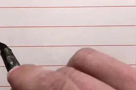 指甲上有竖纹是怎么回事，切不可大意！视频封面