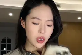 狗界颜值天花板的陨石边牧都抵挡不住老祖宗严选的大黄#离谱视频封面