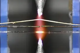 光纤是如何传输文字和视频的，直观展示工作原理，解开我的疑惑视频封面