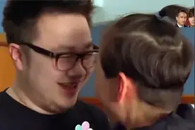 宋丹丹儿子巴图惊喜现身！宋丹丹秒变土拨鼠尖叫，这母子两太逗了