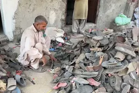 塑料鞋如何回收制作新鞋 回收旧塑料鞋视频封面